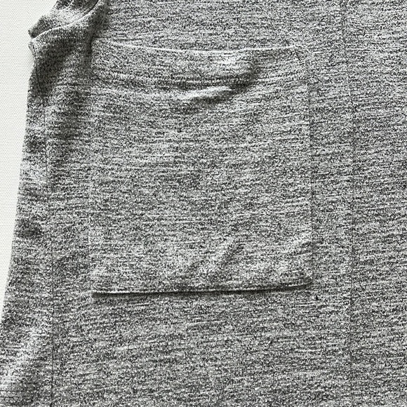 Grey Tank from Banana Republic - Picture 2 of 9